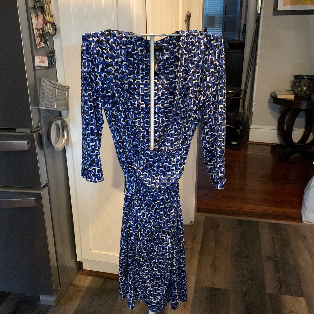 Laundry by Shelli segal belted dress. Worn about‎ 3x